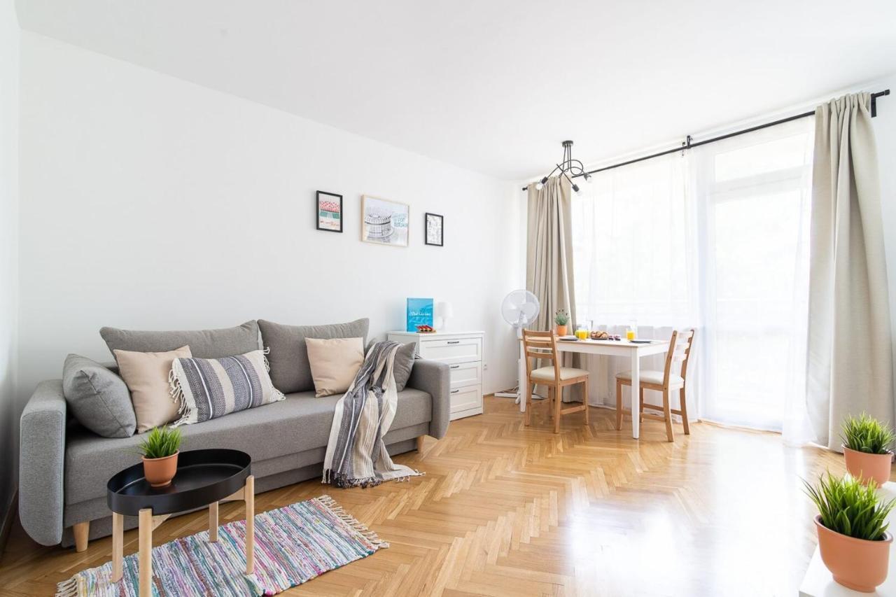 Rent Like Home - Pawia 36 Warschau Buitenkant foto