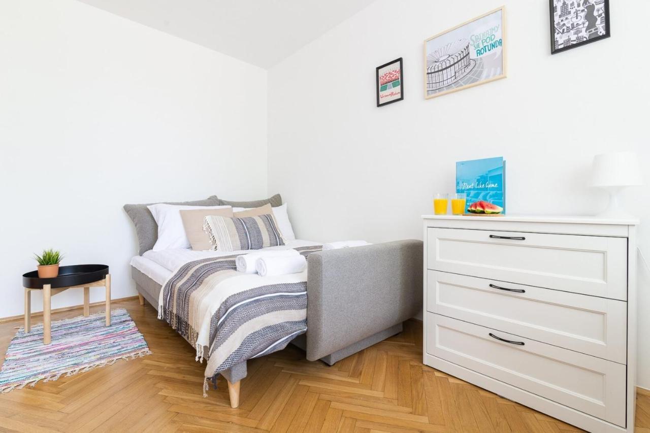 Rent Like Home - Pawia 36 Warschau Buitenkant foto