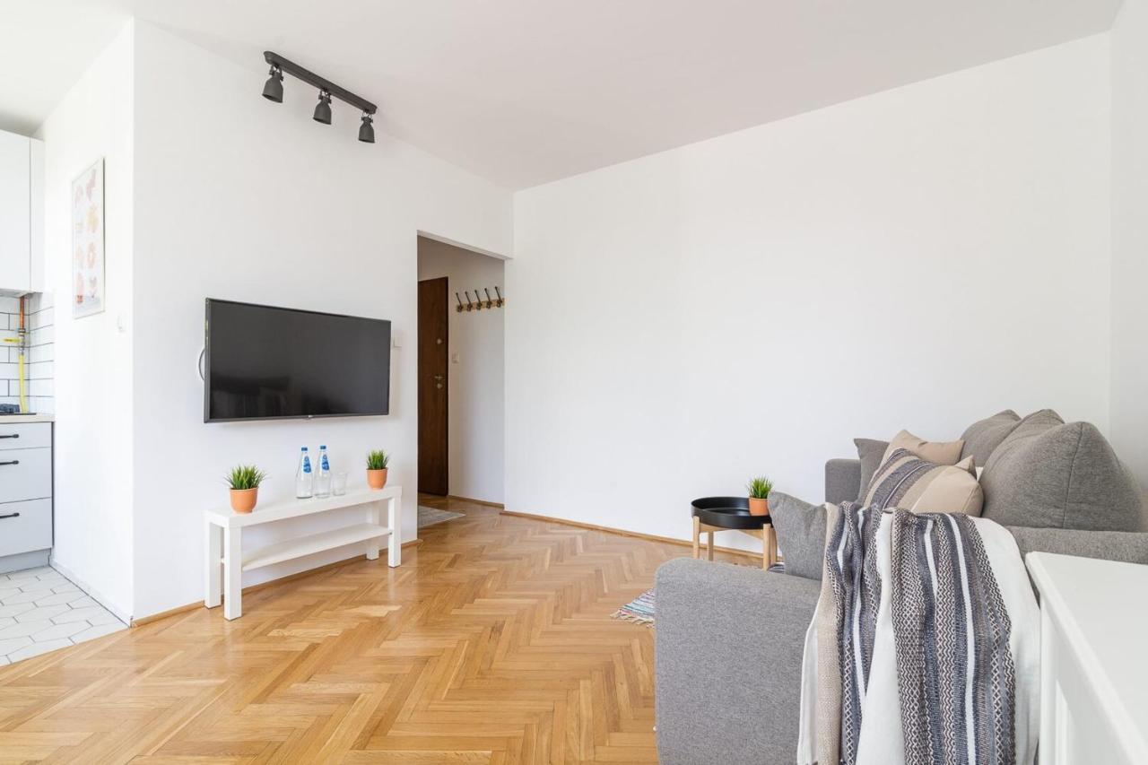 Rent Like Home - Pawia 36 Warschau Buitenkant foto