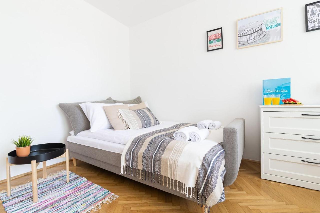 Rent Like Home - Pawia 36 Warschau Buitenkant foto